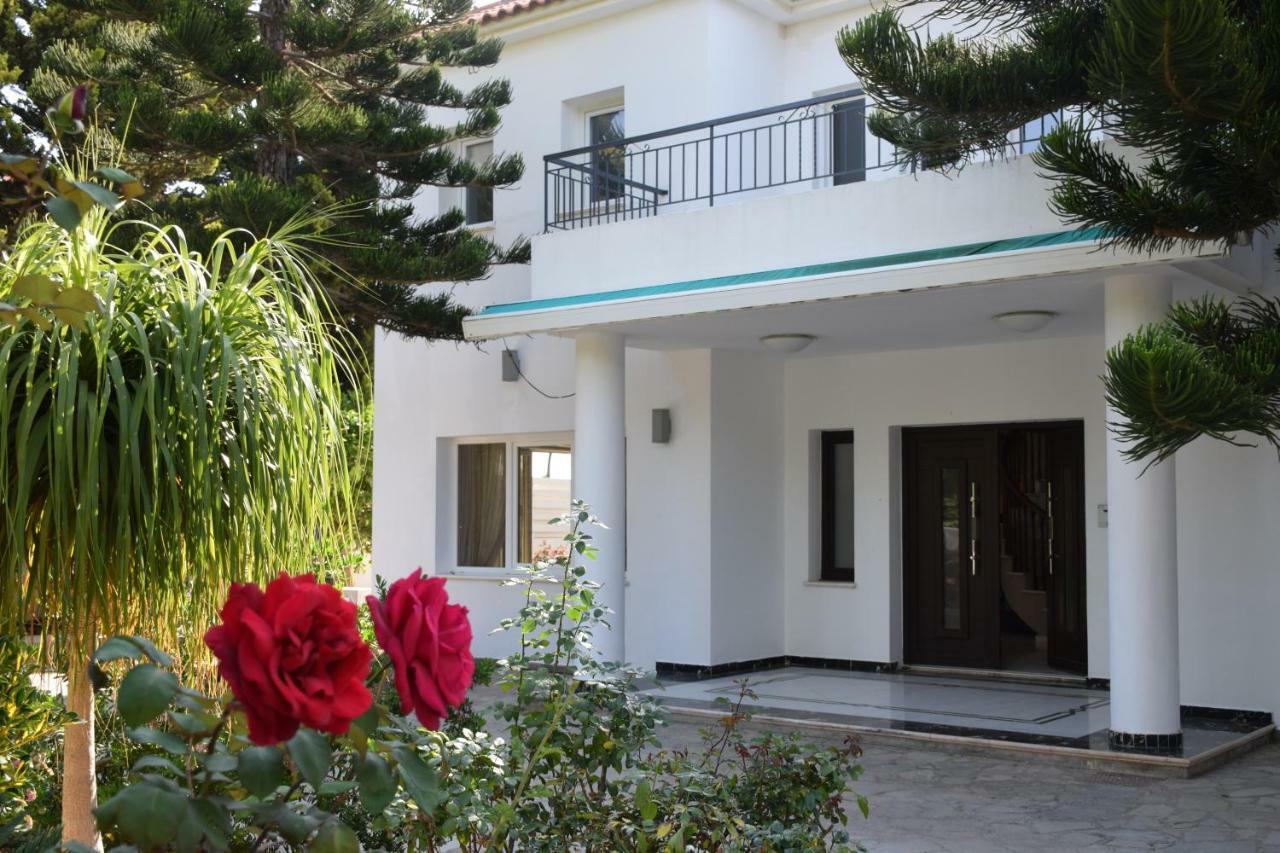 Deluxe First Line Villa เปร์โวเลีย ภายนอก รูปภาพ