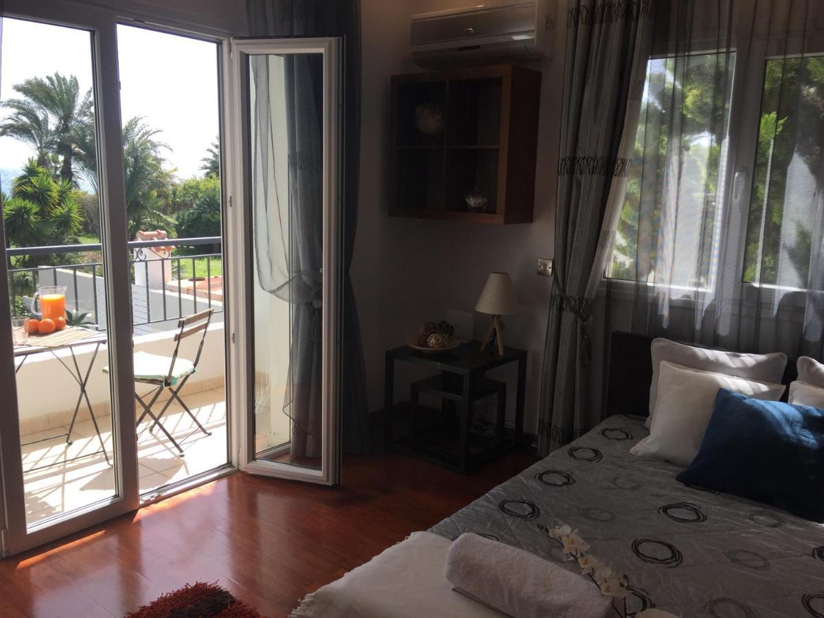 Deluxe First Line Villa เปร์โวเลีย ภายนอก รูปภาพ